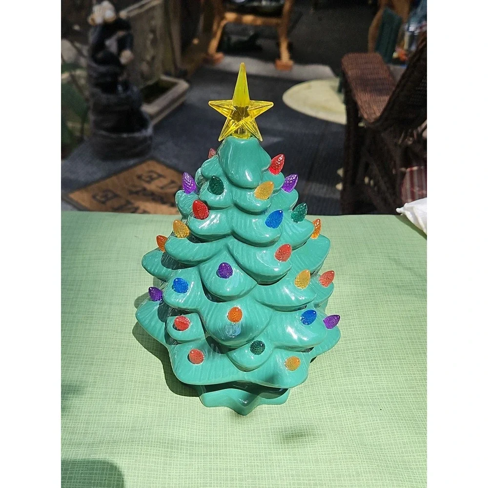 Mr.‎ Christmas Porcelain Christmas Tree LED Lighted Nostalgia 10